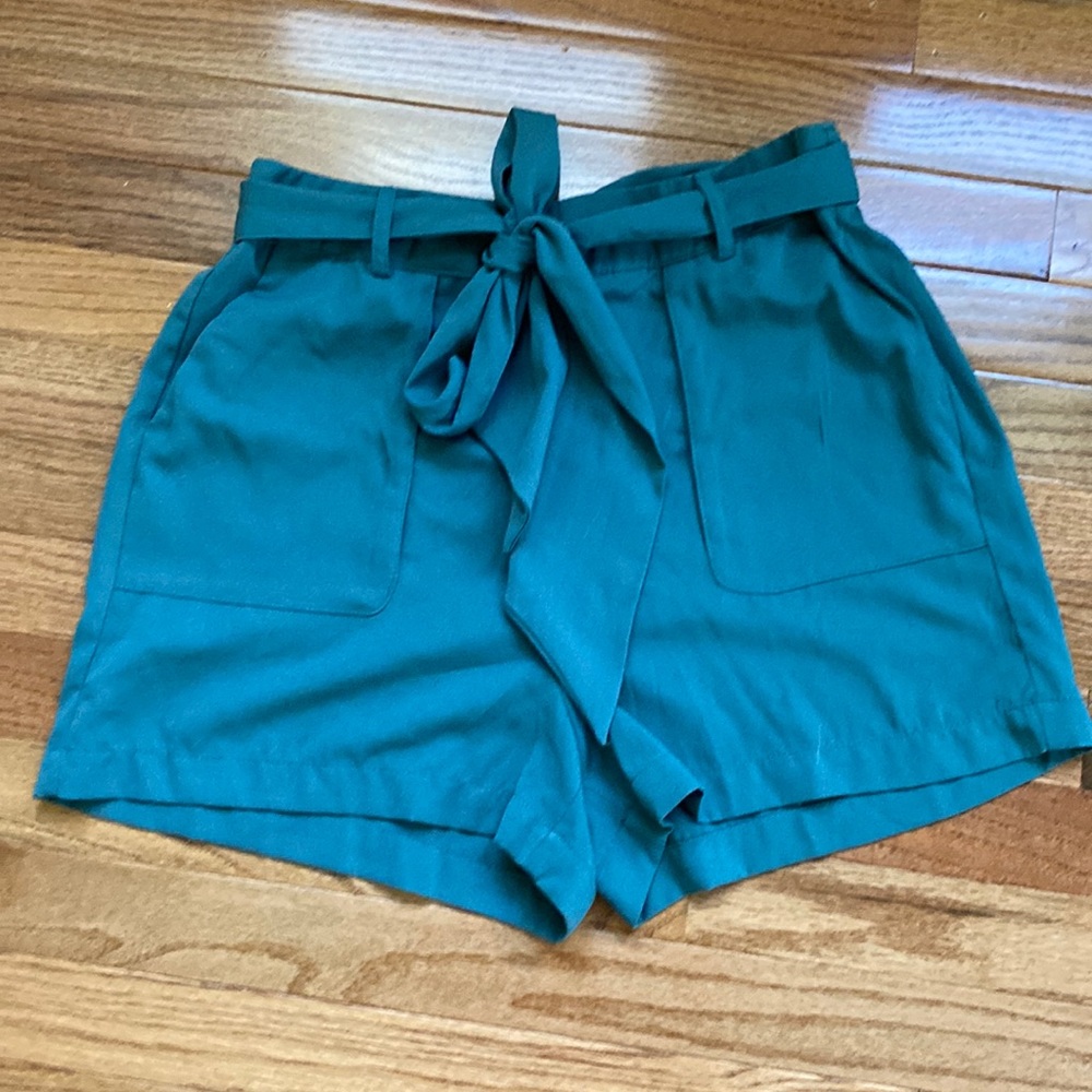 Women’s High Waisted Tie Shorts